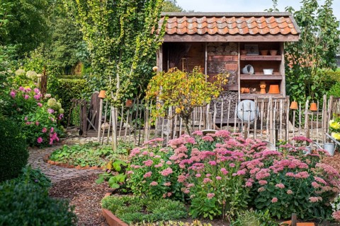 Farm garden