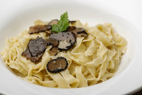 Black truffle on homemade pasta