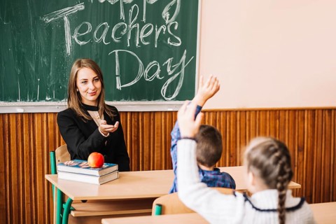Teacher asking pupils