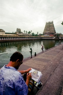 An artist at work in Thillai Nataraja temple in Chidambaram, Tamil Nadu, South India, India, Asia