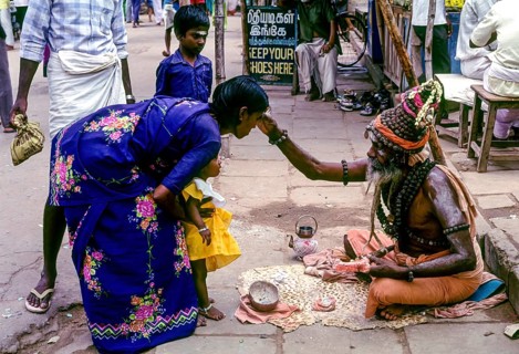 Blessing, a Sadhu sitting in front of Thillai Nataraja temple in Chidambaram, Tamil Nadu, South