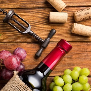 Arrangement red wine beverage