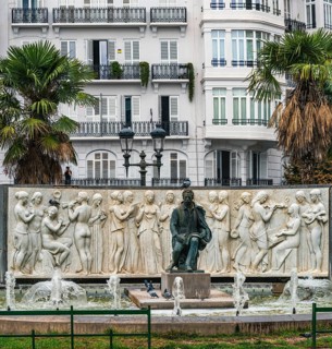 Fountain of Maestro Serrano, Valencia, Spain, Europe