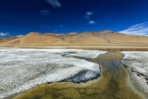 Tso Kar, fluctuating salt lake in Himalayas. Rapshu, Ladakh, Jammu and Kashmir, India, Asia