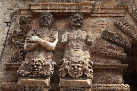 City of Palermo, figures at Porta Nuova, new gate, the most important city gate at the north end of