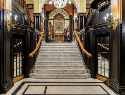 Historic interior design, staircase and corridor in the Hindenburghaus, Großer Burstah 31, Hamburg,