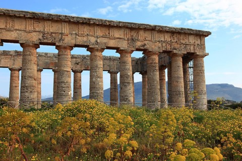 Temple of Hera, Temple of Hera in the former ancient city of Segesta, the province of Trapani,