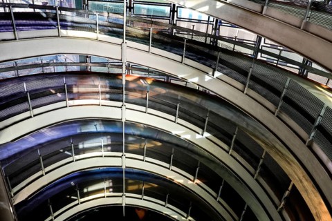 Spiral-shaped entrance and exit ramps for cars in a multi-storey car park, Berlin, 22.01.2025,