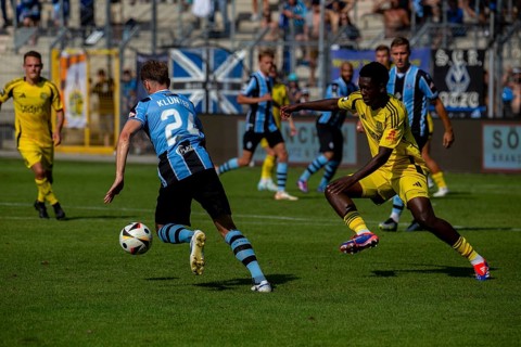 Football 3rd division, season 2024/25, matchday 4: Waldhof Mannheim vs. 1. FC Saarbrücken. On the
