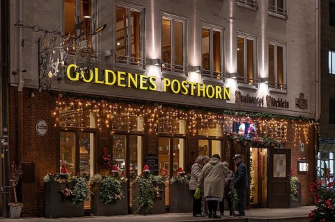 Christmas lighting at the Golden Posthorn, Germany's oldest wine tavern, Glöckleinsgasse 2,