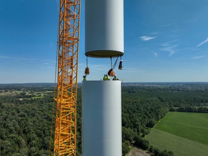 Dorsten, North Rhine-Westphalia, Germany, construction of a wind turbine, the first wind turbine of