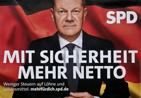 Large poster for the 2025 federal election by the SPD with Olaf Scholz, Witten, North