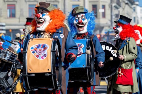 Guggenmusik Clown Timpani