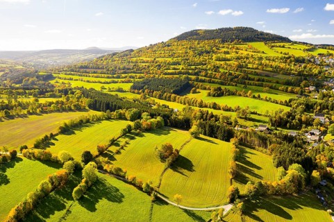 Eastern view of the Pöhlberg from the air, Erzgebirge, Saxony, Germany, Europe