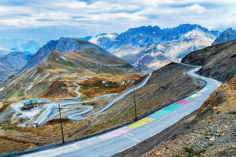 France, region Provence-Alpes-Côte d'Azur, Savoier Alps, Departement Savoie, road to pass Col du