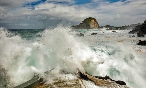 High waves on the rocks of Porto Moniz, Atlantic surf, storm, Porto Moniz, Madeira, Portugal,