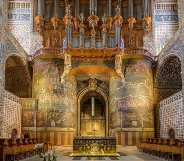 Painting of the Last Judgement and organ in St Cecilia's Cathedral, Albi, Département Tarn, France,