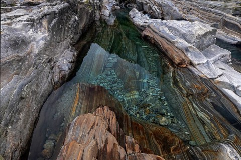 Rocks, rock structures, clear water, Verzasca River, near Lavertezzo, Verzasca Valley, Valle