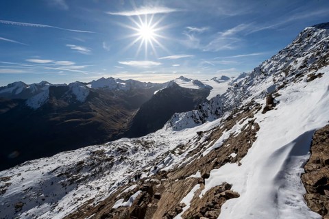 Mountain panorama, view of the summit of Gurgler Tal, from Ramoljoch, in autumn with snow,