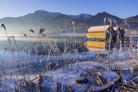 Boat huts, icy shore, lake, morning light, fog, snow, winter, mountains, Lake Kochel, Schlehdorf,