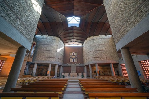 Interior of the Heilig Kreuz Church, opened in 1964, Jahnstr. 41, Weißenburg, Middle Franconia,