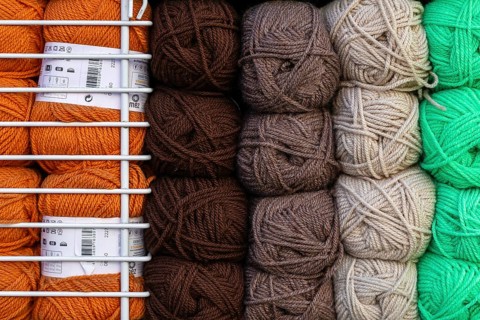 Sales shelf wool balls
