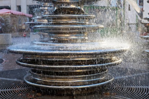 Market fountain in front of the Old Town Hall in Chemnitz, Saxony, Germany, Europe