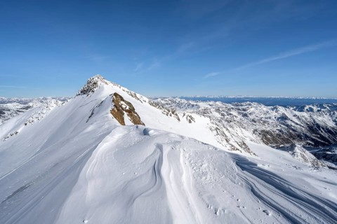 Mountain ridge, summit of Monte Cevedale, behind southern Zufallspitze, snow-covered mountain