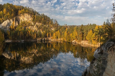 Adršpašské pond, lakeshore with trees and rocks on a sunny day in autumn, Dolní Adršpach, 549 57