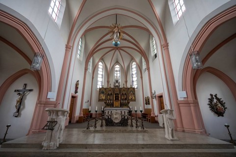 Chancel of the Neo-Gothic Basilica of Our Lady, built between 1892 and 94, Kulmbach, Upper