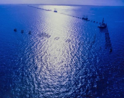 Oil industry in the Ras Tanura area, Saudi Arabia, construction of an offshore pier in 1979, Asia