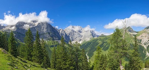Spritzkarspitze and Grubenkarspitze, seen from Drijaggenalm, Karwendel Mountains, Tyrol, Austria,