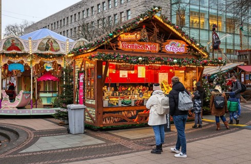 Essen, North Rhine-Westphalia, Germany - Christmas market in Essen in times of the corona pandemic