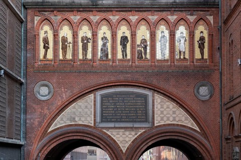 Dipylon or double Tor tor or Dobbeltporten, frieze with nine historical figures on decorative