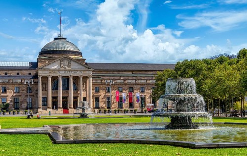 Spa hotel with spa gardens, Wiesbaden, Hesse, Germany, Europe