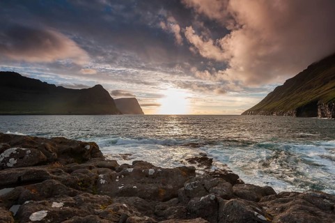 Low sun over the sea, coastal landscape, Vidareidi, Vidoy Island, Viðareiði, Viðoy Island, Faroe