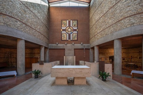 Chancel of the Heilig Kreuz Church, opened in 1964, Jahnstr. 41, Weißenburg, Middle Franconia,