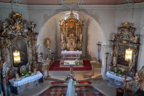 Side altars and chancel of St Wendilinus Church built between 1766 and 1769 Steinbach, Lower
