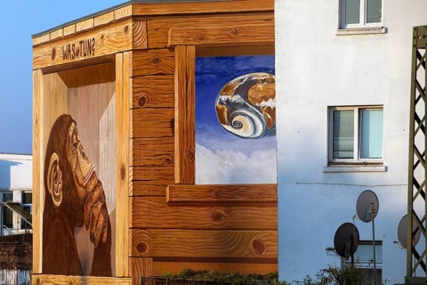 Wall painting Was tun Fragezeichen by Klaus Klinger, street art, Vinzenzplatz, Düsseldorf, North