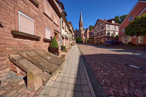 Untere Walldürner Straße with St John's Church, half-timbered house and building with cellar