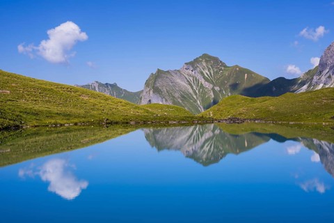 Eissee, Oytal, behind Himmelhorn, 2111m, Schneck, 2268m, and Himmeleck, 2145m, Allgaeuer Alps,