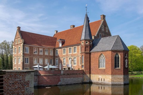 Moated castle Hülshoff, Havixbeck, Münsterland, North Rhine-Westphalia, Germany, Europe
