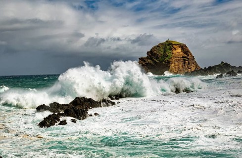 High waves on the rocks of Porto Moniz, Atlantic surf, storm, Porto Moniz, Madeira, Portugal,