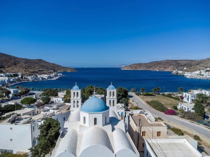The church of St George in the harbour town of Katapola, Amorgos, Cyclades, Greece, Europe