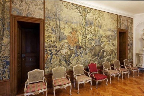 New Meersburg Castle, Audience Room with tapestry of Emperor Maximilian II hunting, Meersburg,