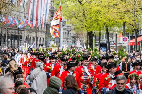 Parade of historically costumed guildsmen, Sechseläuten or Sächsilüüte, Zurich Spring Festival,