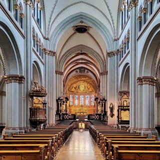 Interior view of Bonn Minster, nave with view of the eastern apse, Bonn, North Rhine-Westphalia,