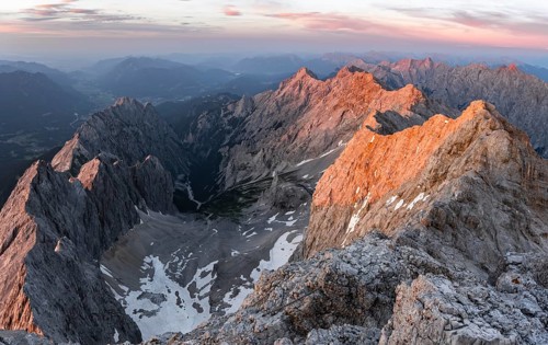 Impressive rocky mountain landscape, steep mountain ridge, Jubiläumsgrat with Alpspitze, view into