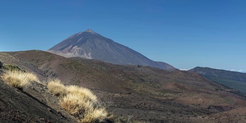 Panorama from the east over the Teide National Park, Parque Nacional del Teide, to Pico del Teide,