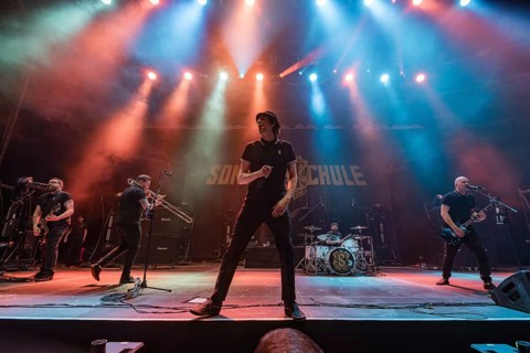 Costa Cannabis (Tim Kleinrensing), singer of Sondaschule live at the Berlin Velodrom on 12/02/2025